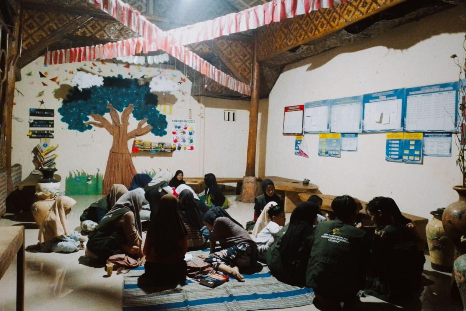 Pojok Baca Lentera Desa